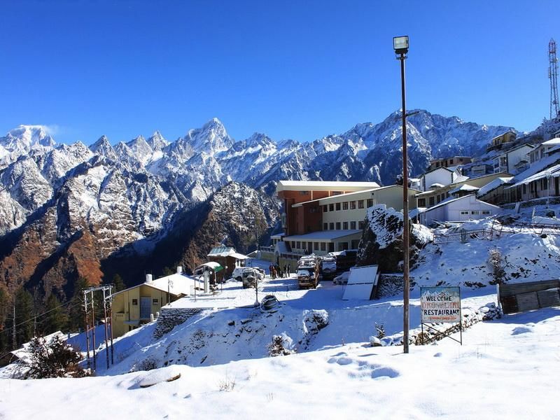 Photo of Awwwwwwwwwwli (Auli, Uttarakhand) 3/3 by Vipul & Swati