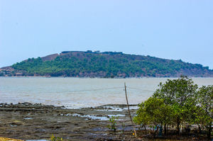 Offbeat Maharashtra: Korlai Fort
